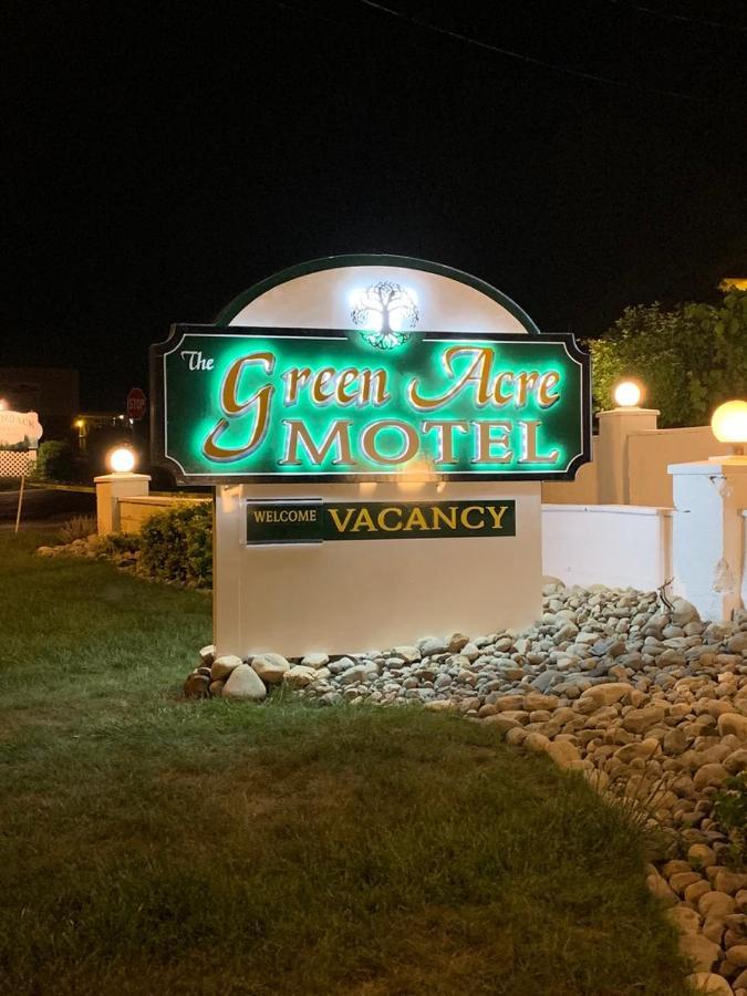 Motel Green Acre